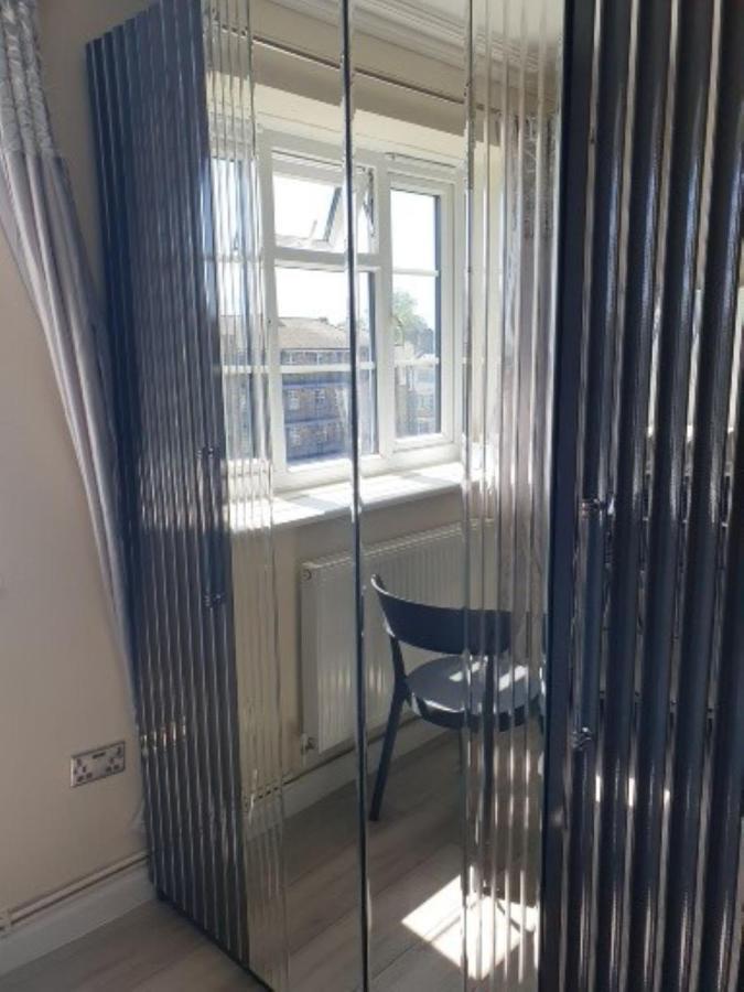 Stylish & Cozy 2-Bedroom Flat In Hoxton & Shoreditch ロンドン エクステリア 写真