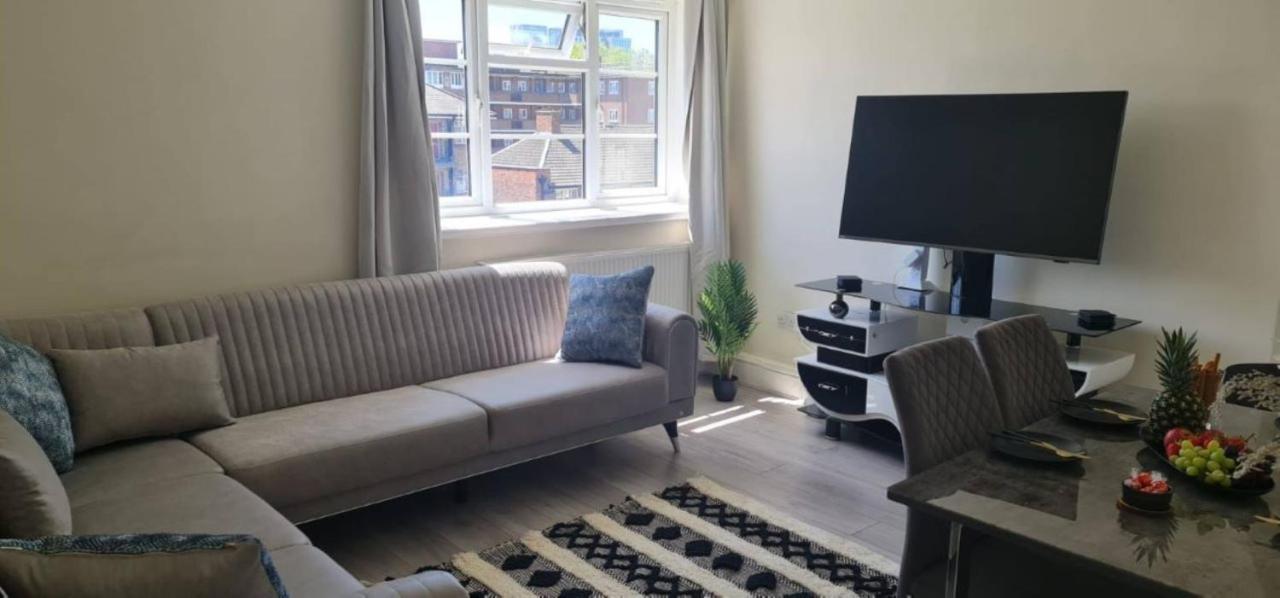 Stylish & Cozy 2-Bedroom Flat In Hoxton & Shoreditch ロンドン エクステリア 写真