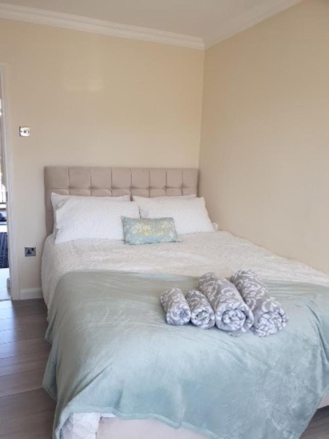 Stylish & Cozy 2-Bedroom Flat In Hoxton & Shoreditch ロンドン エクステリア 写真